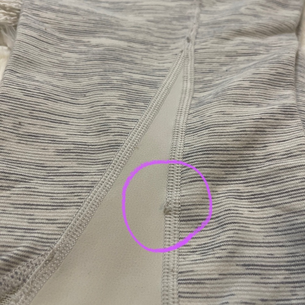 𝚕𝚞𝚕𝚞𝚕𝚎𝚖𝚘𝚖 𝚠𝚞𝚗𝚍𝚎𝚛 𝚞𝚗𝚍𝚎𝚛 𝚑𝚒𝚐𝚑𝚛𝚒𝚜𝚎 𝚌𝚛𝚘𝚙 ꥟ 𝟼 - Picture 5 of 10